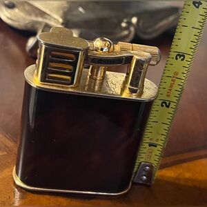 Gold and Brown Lighter